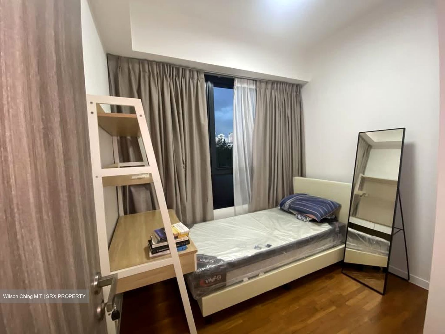 Sky Vue (D20), Condominium #566354751